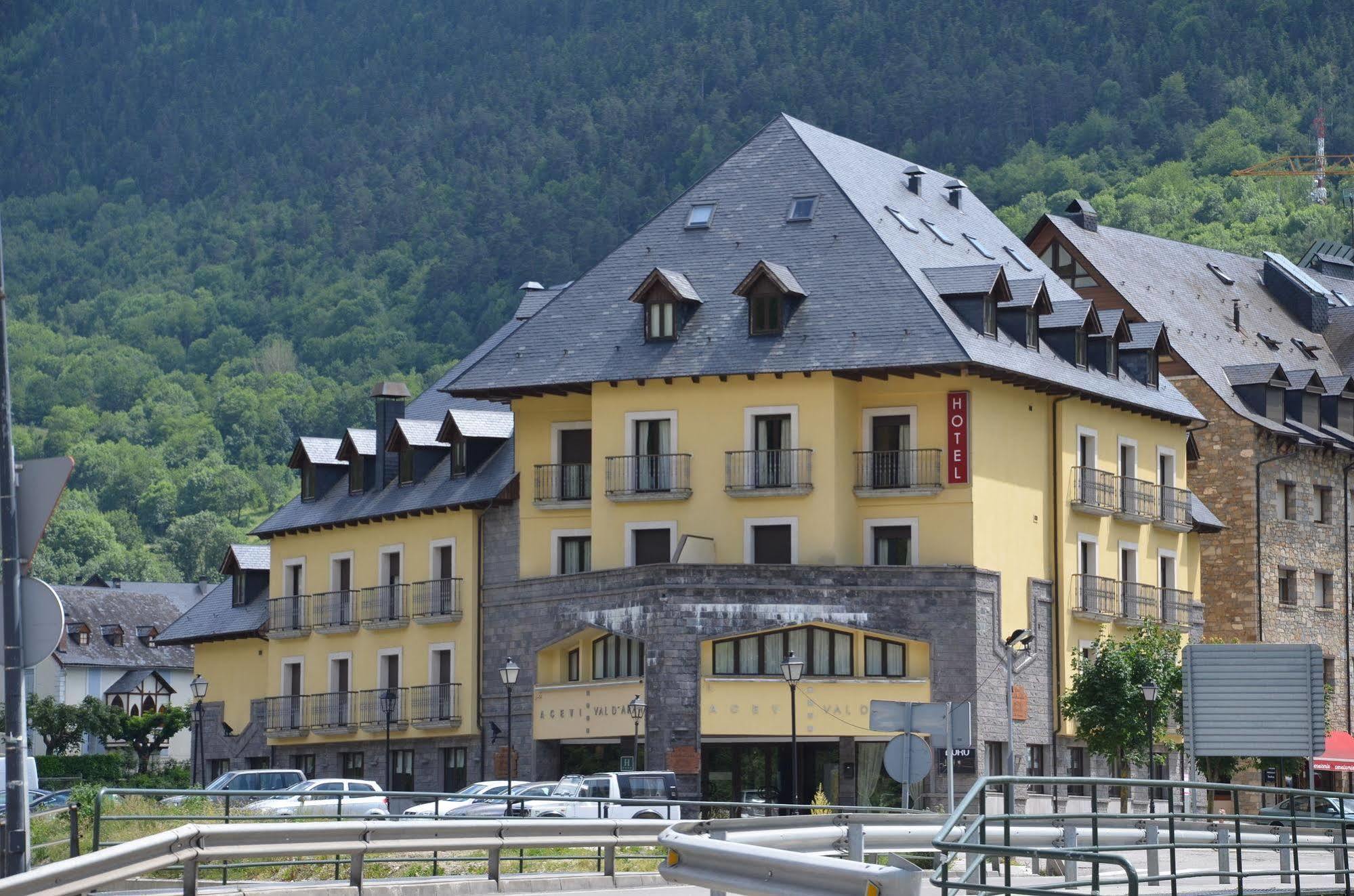 Hotel Spa Acevi Val D'Aran Вьелья Экстерьер фото